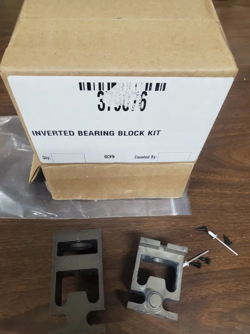 379076 Lippert Bearing Block Kit m6v379076