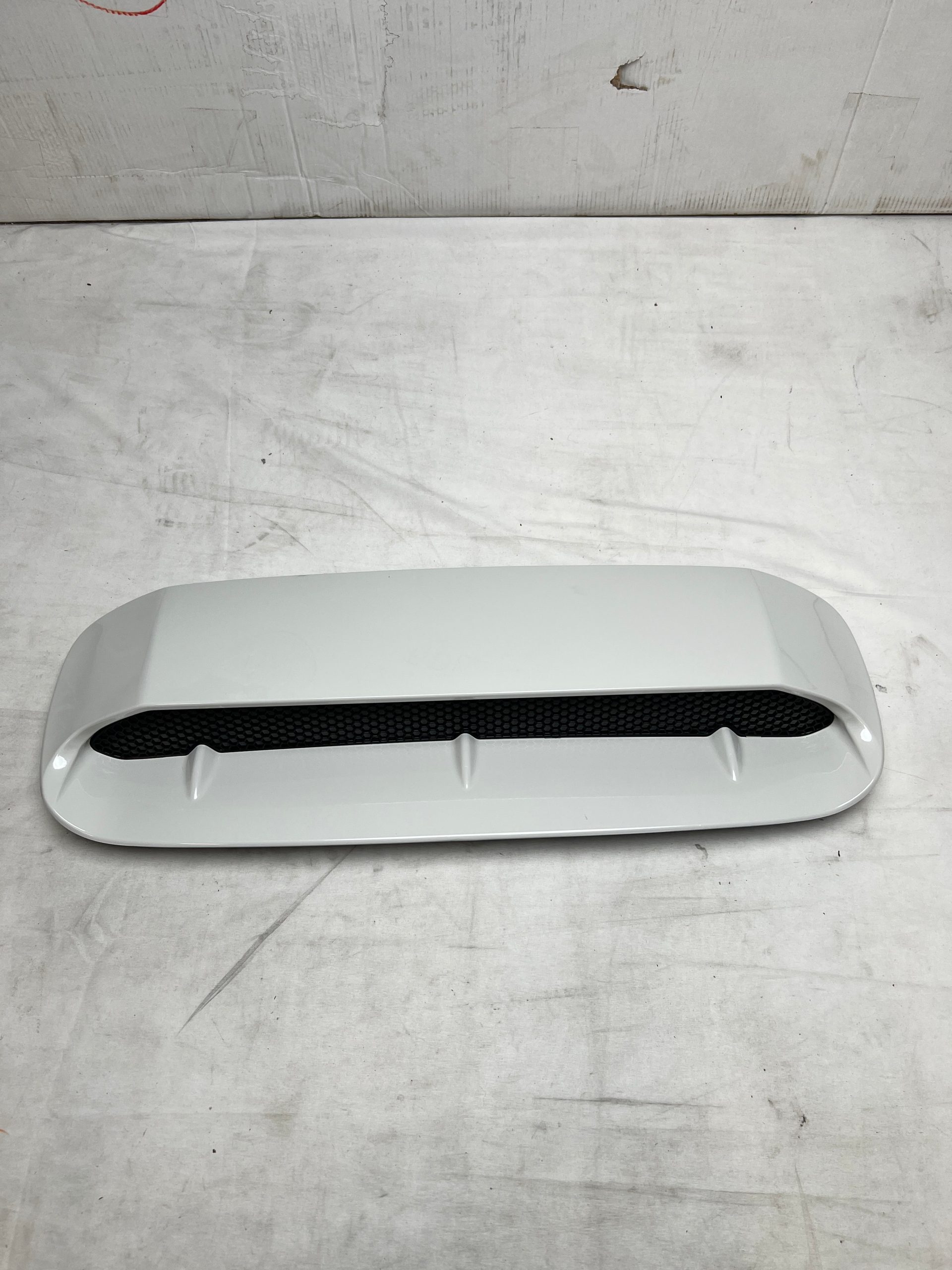 Clearance / OPEN BOX Noble RD Style Hood Scoop (K1X - Crystal White Pearl) 2015-2021 Subaru WRX