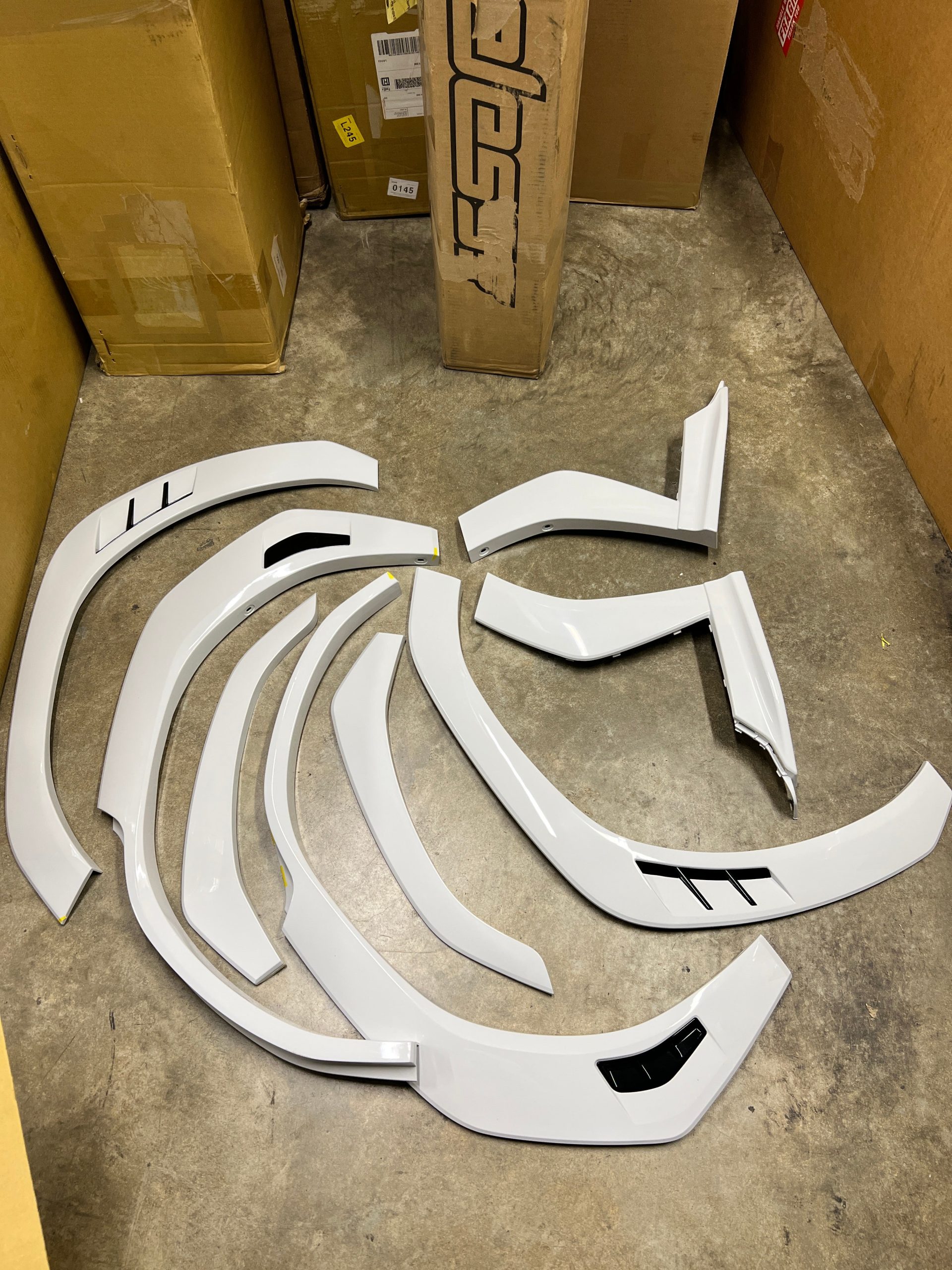 Clearance / OPEN BOX Noble RD2 Paint Matched Fender Flares (Ceramic White- M6Y) - 2022-2025 WRX