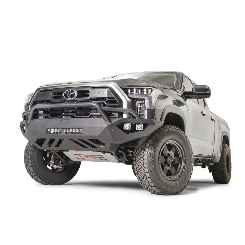 Fab Fours Vengeance Front Bumper w/ Pre Runner Guard Model TT22-D5452-1