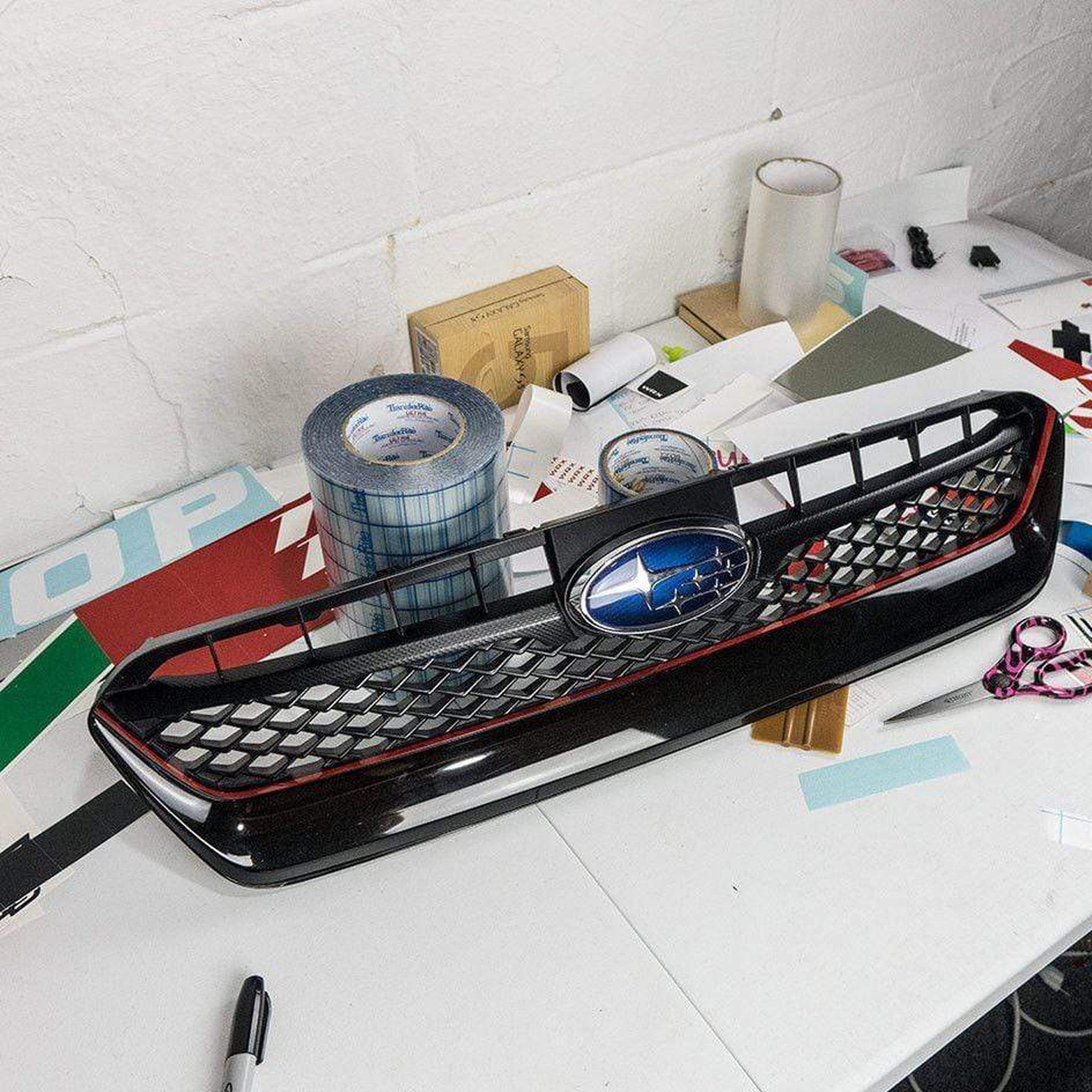 Sticker Fab Grille Pinstripe Subaru WRX / STI 2015-2017