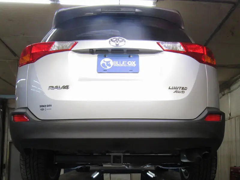 Blue Ox BXH5001 Receiver Hitch for Easy Towing Solutions bxh5001