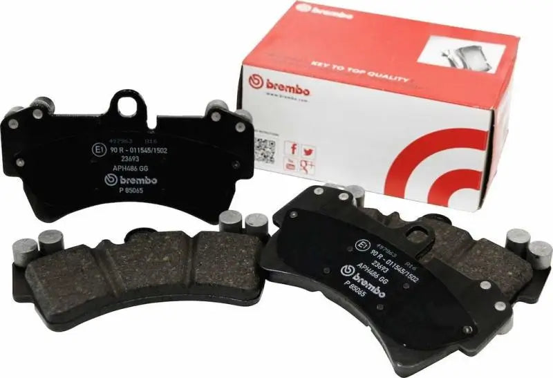 Brembo 98-02 Subaru Forester/Impreza/97-02 Legacy Front Premium NAO Ceramic OE Equivalent Pad brep78010n