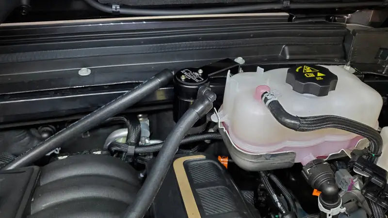 J&L 2021+ Jeep Wrangler 392 Oil Seperator 3.0 Passenger Side - Black Anodized jlt3072p-b