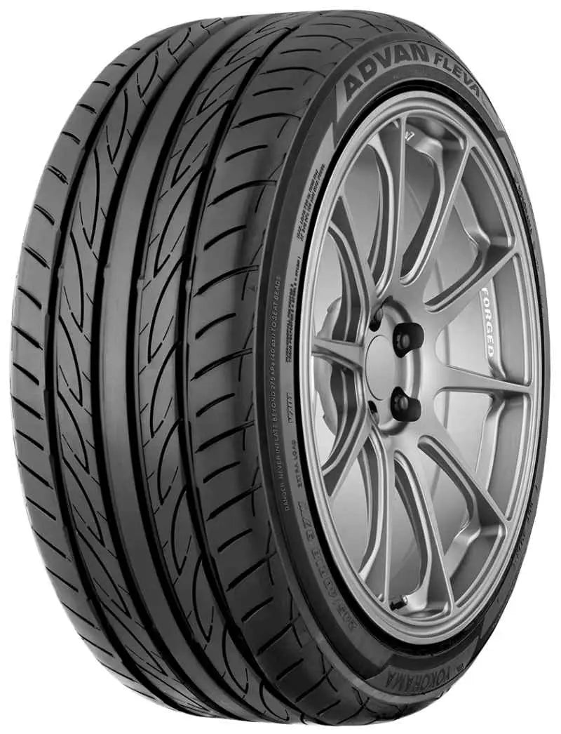 Yokohama Advan Fleva V701 Tire - 205/40R18 86W 110170152